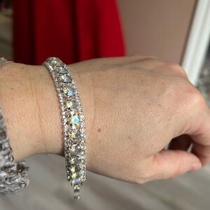 4/$100 AB boralis Elegant Silver Crystal Bracelet 7.5 inches 👰